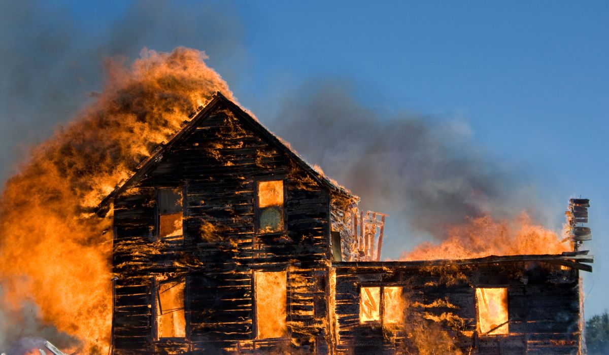 Biggest Mistakes Homeowners Make After a Fire