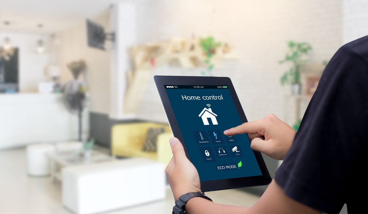 can smart home sensors really help stop water damage early