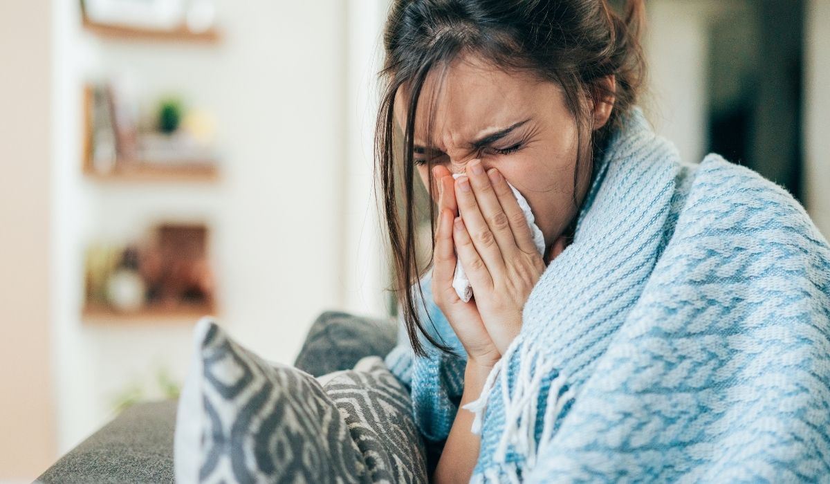 person getting sick from mold