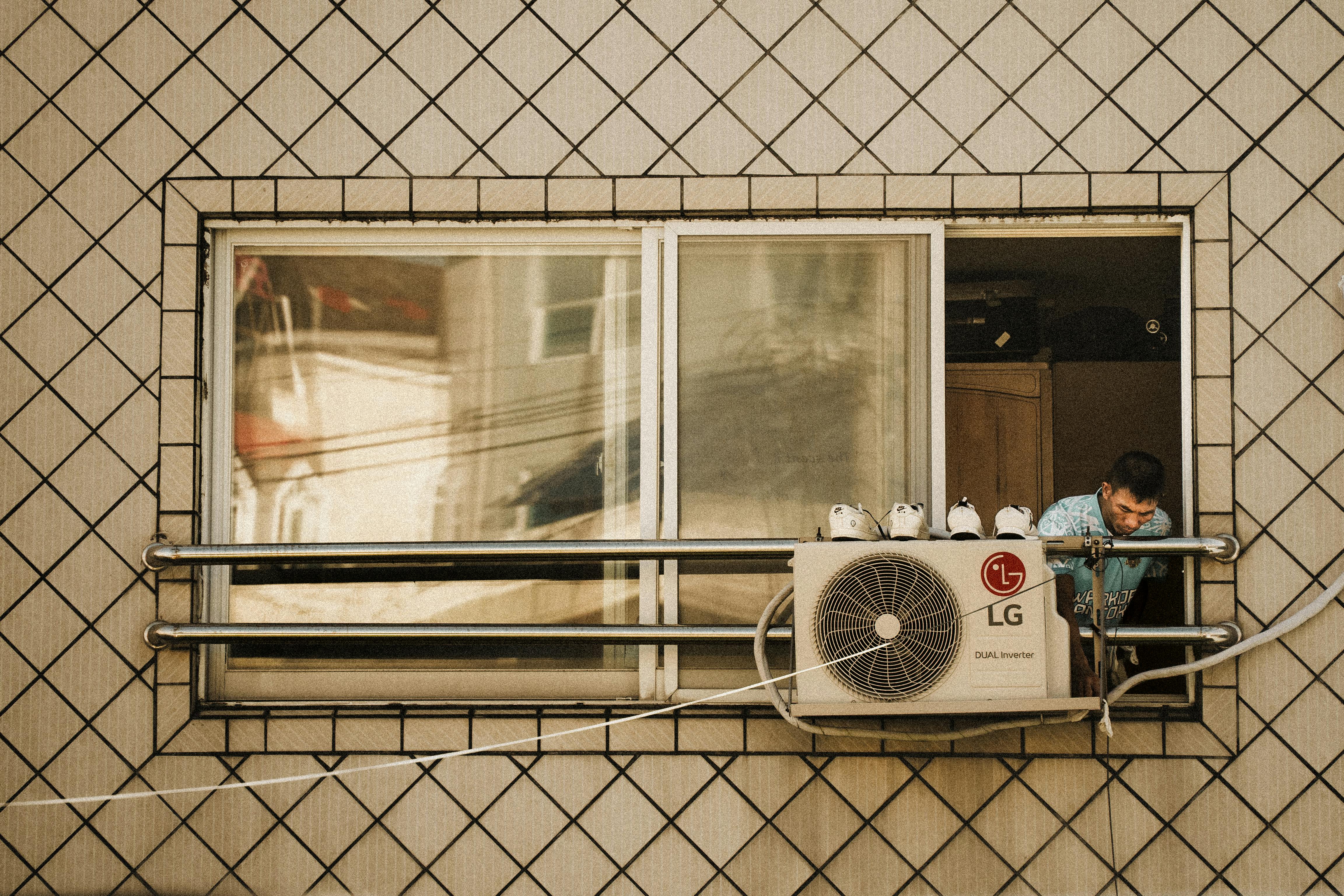 air vent in the windows