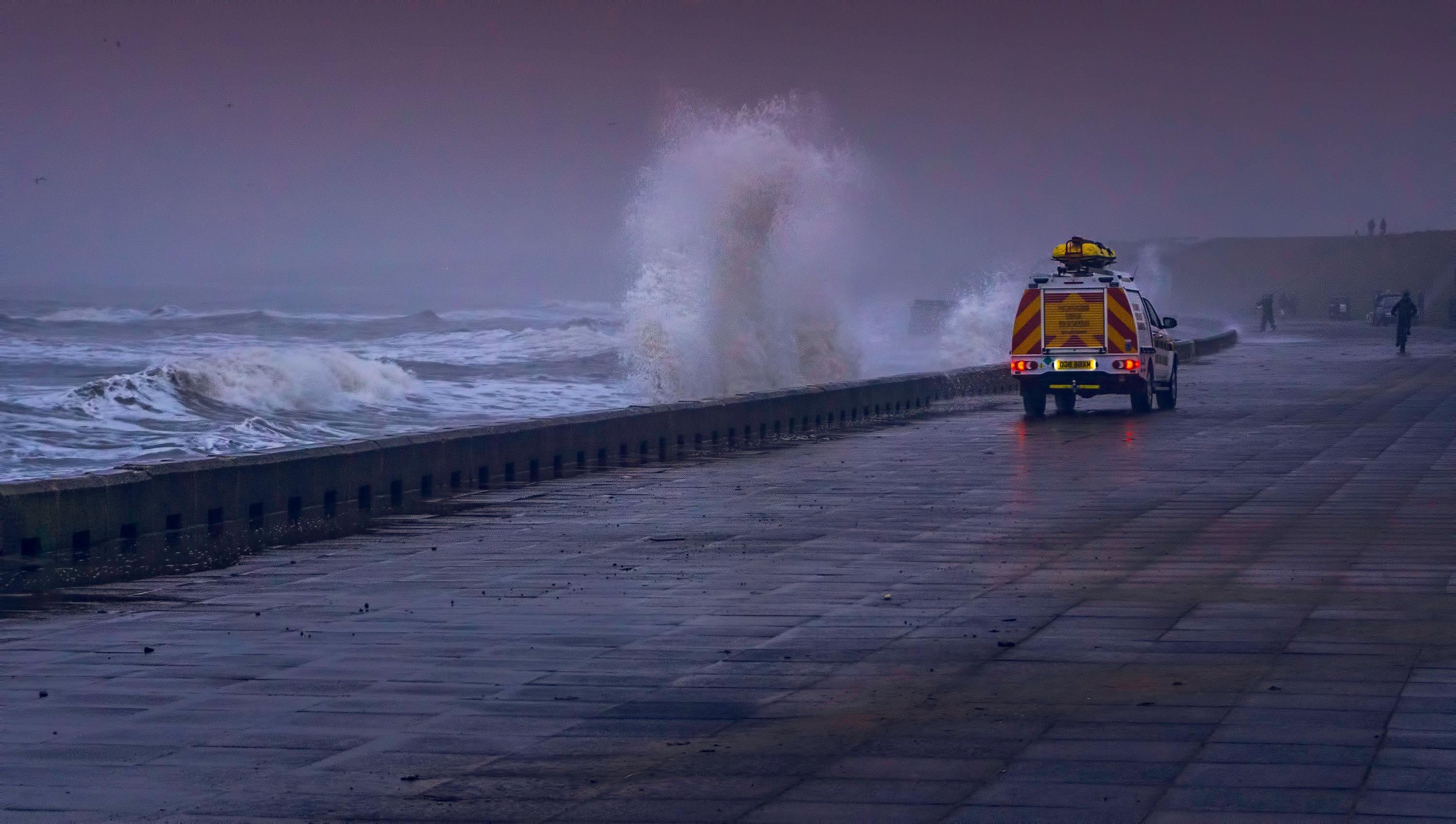 how long does flooding take to go down